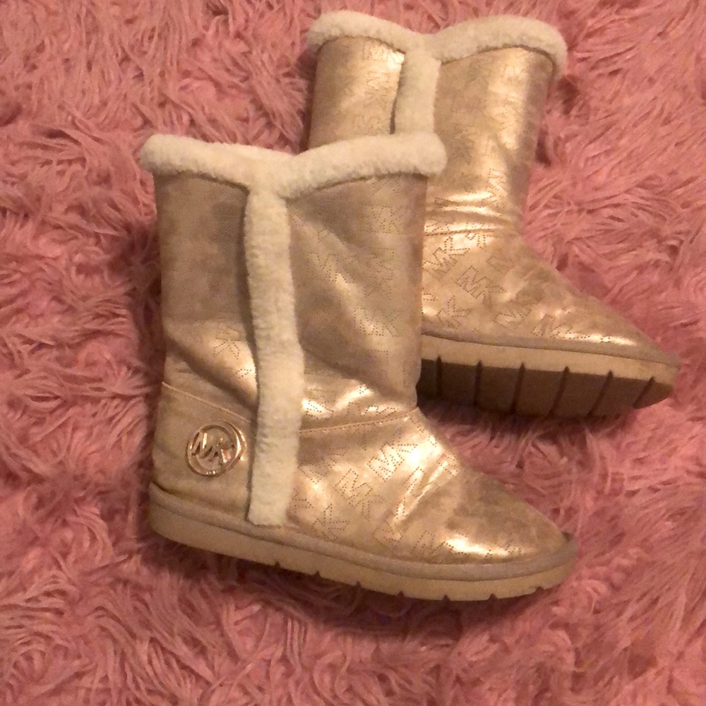 Beautiful fuzzy boots